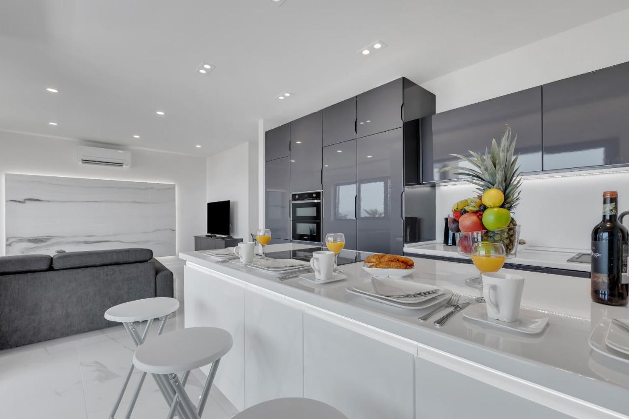 Luxury Seaview apartment Makarska Exteriör bild